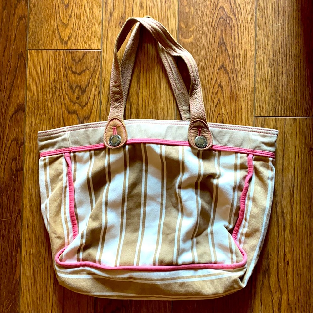 Gap shoulder bag